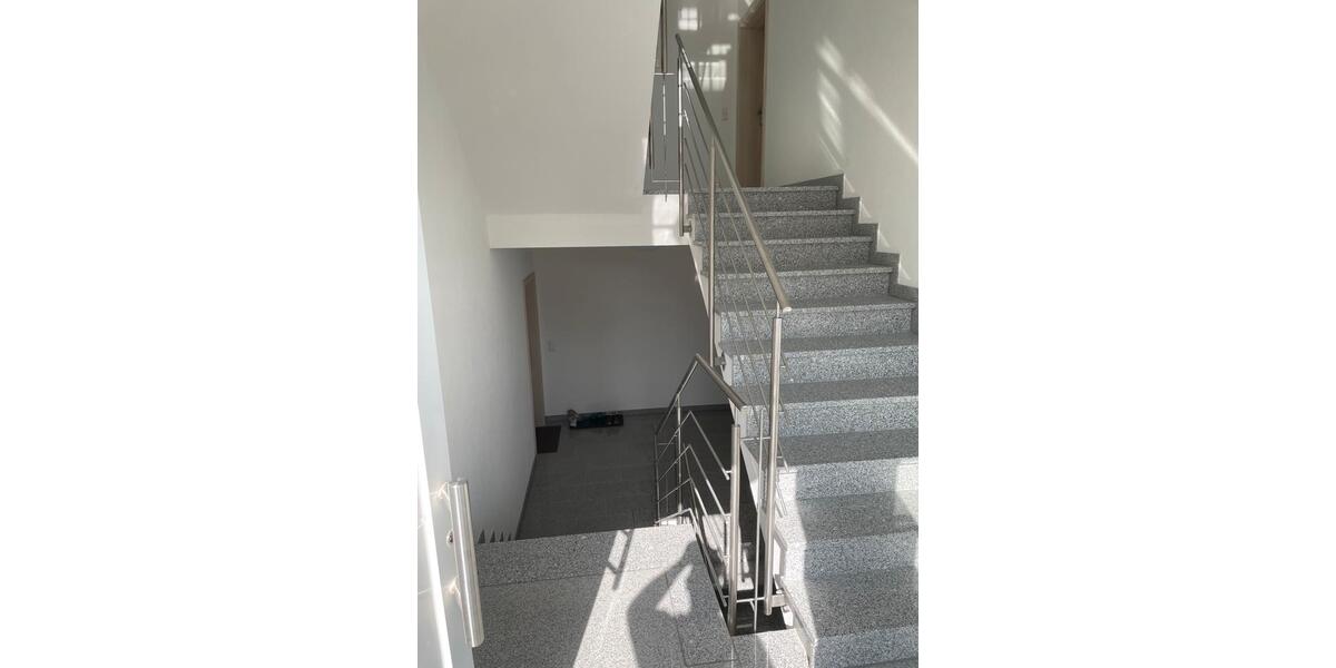 Etagenwohnung Ellwangen (Jagst) - 3.5 Zimmer, 110 m&sup2;, 1.200&euro; | Angebot:25498303