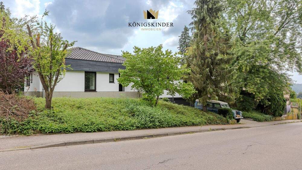 Einfamilienhaus Schwäbisch Gmünd Hussenhofen - 8 Zimmer, 282 m&sup2;, 799.000&euro; | Angebot:25770783