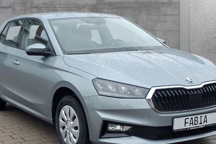 Skoda Fabia 2.565 km 18.290 &euro; Schwäbisch Gmünd 73525