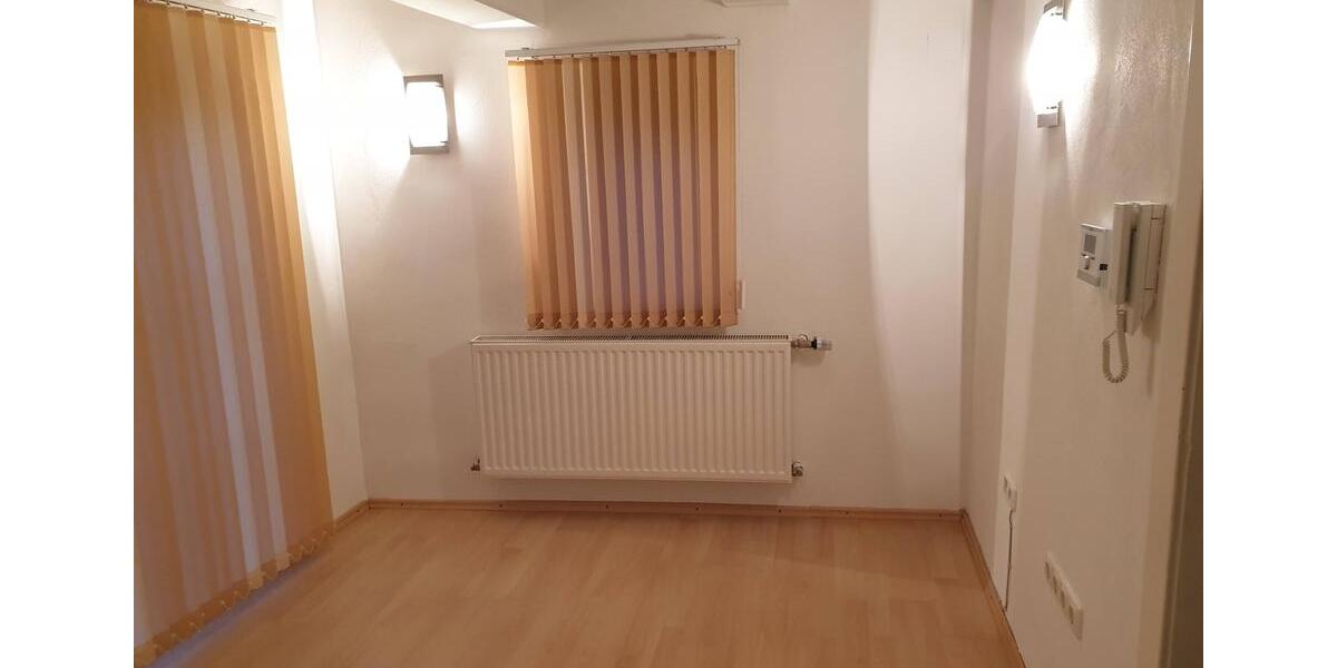 Einfamilienhaus Nördlingen - 4 Zimmer, 65 m&sup2;, 690&euro; | Angebot:26041044