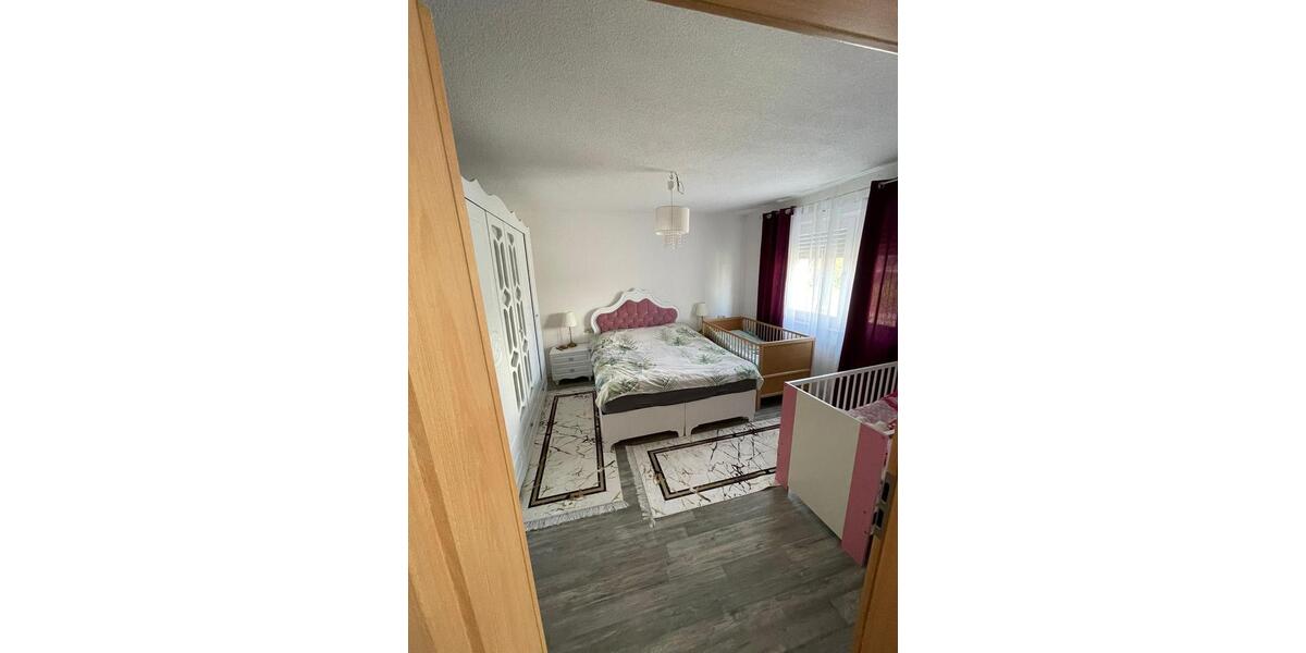 Erdgeschoßwohnung Mutlangen - 4 Zimmer, 95 m&sup2;, 1.050&euro; | Angebot:25632688