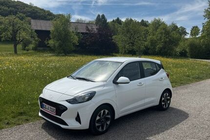 Hyundai i10 12.200 km 16.400 &euro; Waldstetten 73550