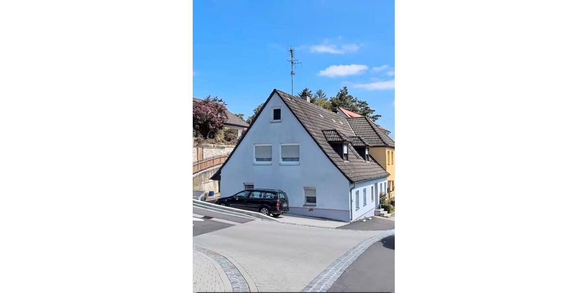 Einfamilienhaus Jagstzell - 7 Zimmer, 150 m&sup2;, 1.300&euro; | Angebot:25992350