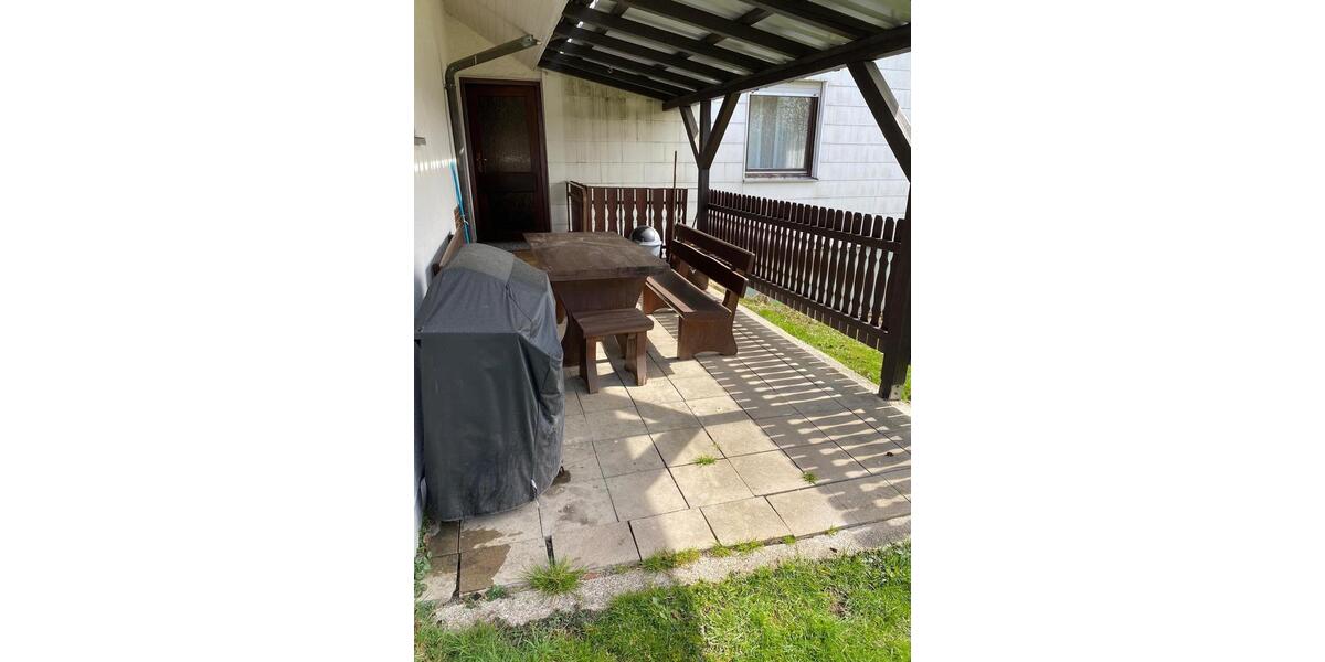 Erdgeschoßwohnung Rosenberg - 5.5 Zimmer, 142 m&sup2;, 1.200&euro; | Angebot:25944180