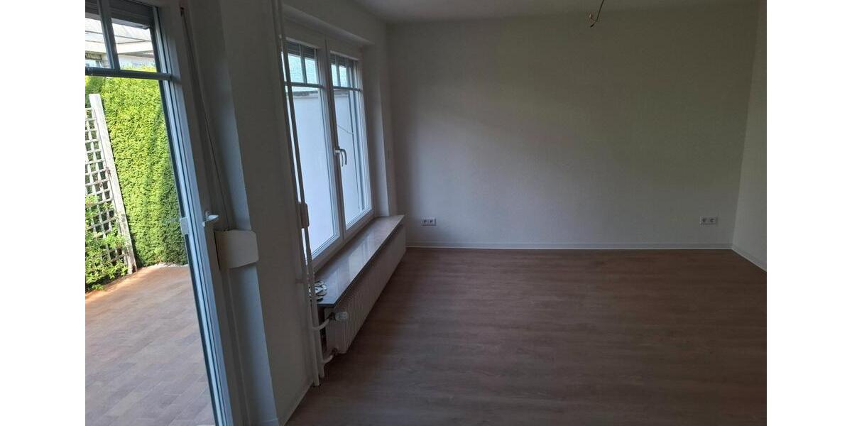 Reihenhaus Schwäbisch Gmünd - 8 Zimmer, 150 m&sup2;, 449.000&euro; | Angebot:26625872