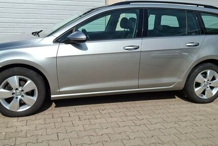 VW Golf 148.800 km 9.800 &euro; Hüttlingen 73460