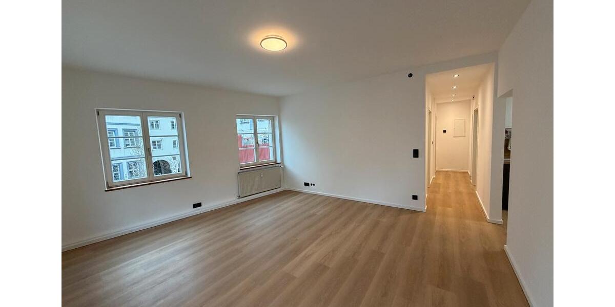 Etagenwohnung Ellwangen (Jagst) - 3 Zimmer, 60 m&sup2;, 1.100&euro; | Angebot:25512953