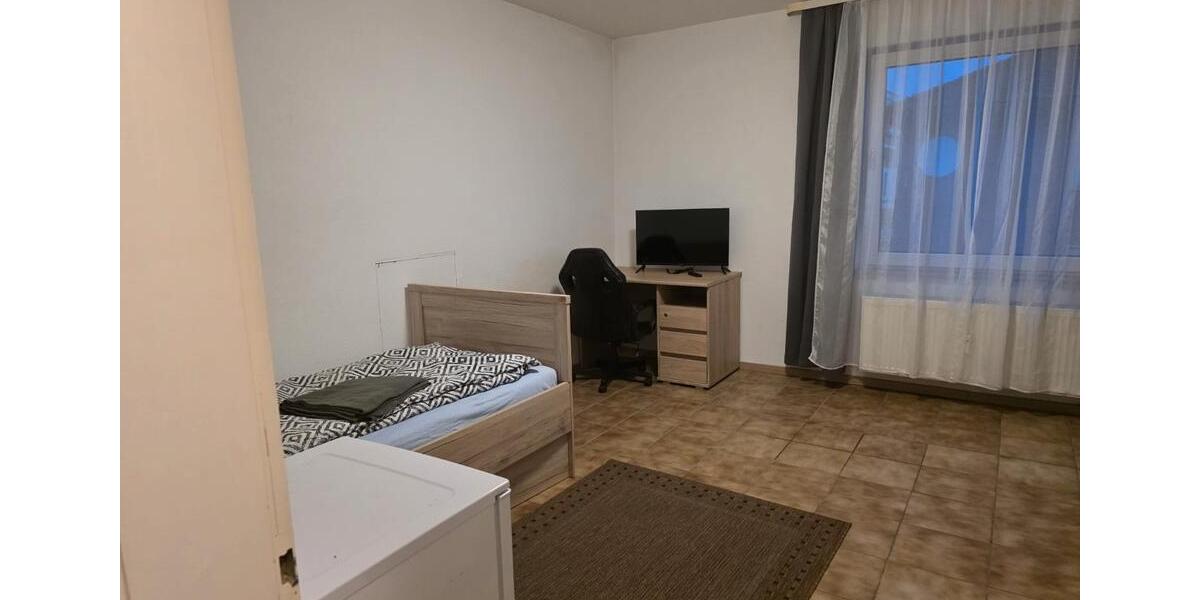 Etagenwohnung Heidenheim an der Brenz - 1 Zimmer, 16 m&sup2;, 500&euro; | Angebot:26024499