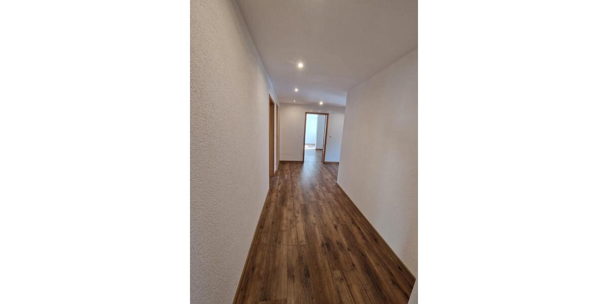 Etagenwohnung Schwäbisch Gmünd Bargau - 4.5 Zimmer, 115 m&sup2;, 1.100&euro; | Angebot:26516826