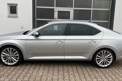 Skoda Superb 175.610 km 16.500 &euro; Heidenheim an der Brenz 89520