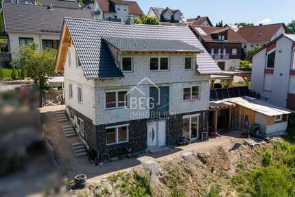 Haus Sulzbach-Laufen Laufen - 7 Zimmer, 227 m&sup2;, 324.000&euro; | Angebot:27508471