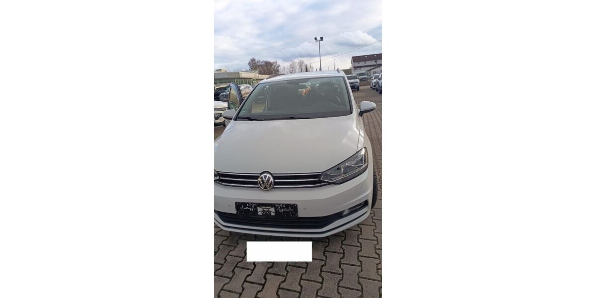 VW Touran 126.000 km 16.000 &euro; Giengen 89537