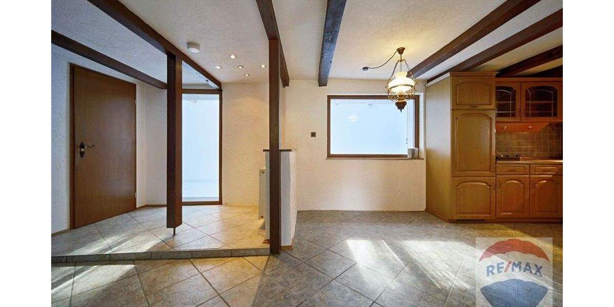 Einfamilienhaus Giengen Burgberg - 4 Zimmer, 127 m&sup2;, 320.000&euro; | Angebot:25771219