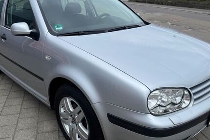 VW Golf 58.000 km 5.999 &euro; Aalen 73431