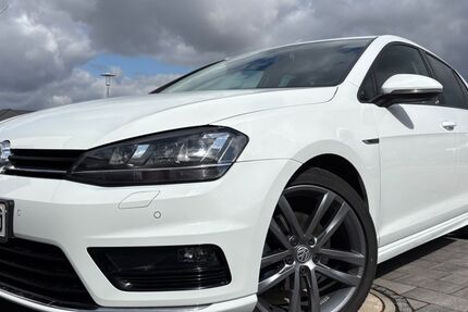 VW Golf 148.000 km 11.300 &euro; Riesbürg 73469