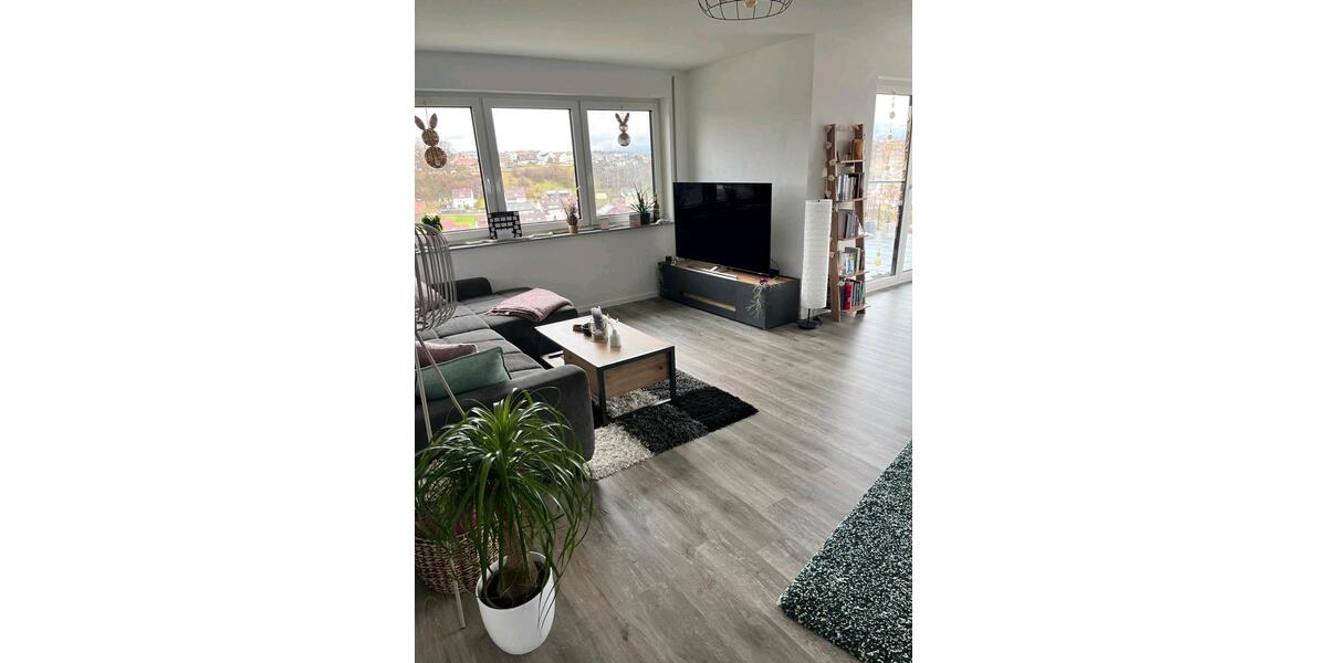 Etagenwohnung Jagstzell - 3.5 Zimmer, 104 m&sup2;, 1.000&euro; | Angebot:25948418