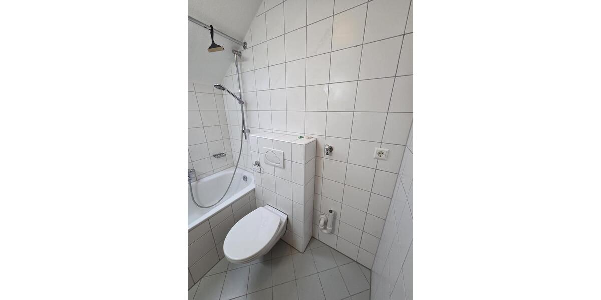Dachgeschoßwohnung Aalen - 3 Zimmer, 55 m&sup2;, 750&euro; | Angebot:25711584