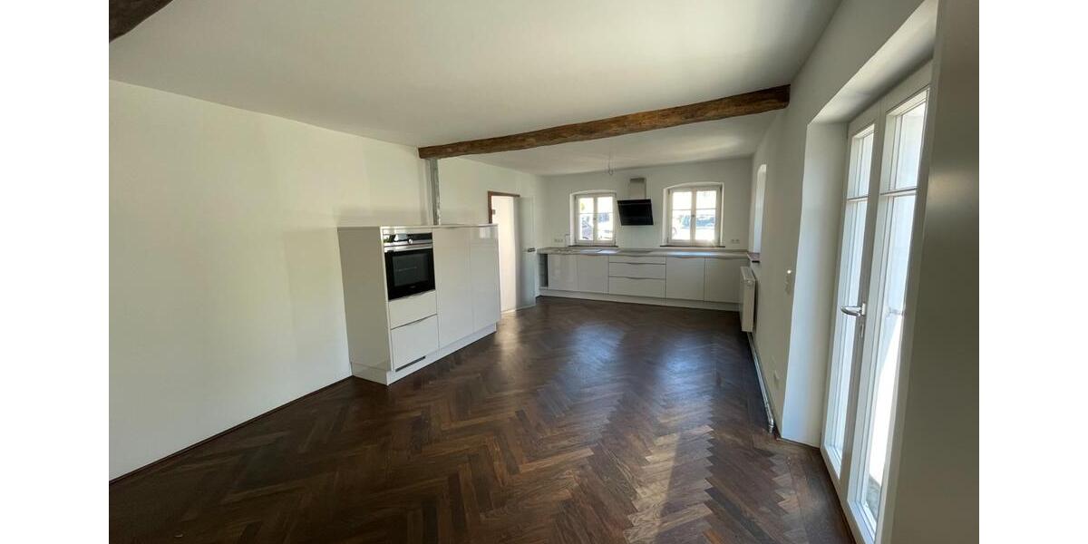 Einfamilienhaus Wallerstein - 4 Zimmer, 100 m&sup2;, 1.250&euro; | Angebot:25329413