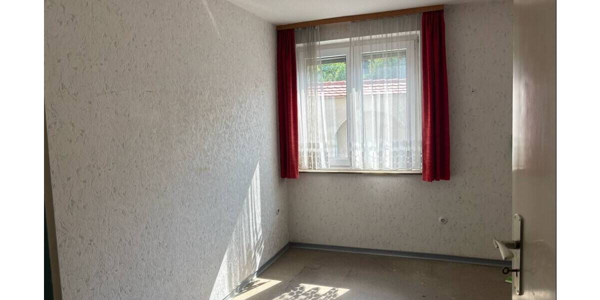 Einfamilienhaus Giengen - 5 Zimmer, 85 m&sup2;, 280.000&euro; | Angebot:25675725