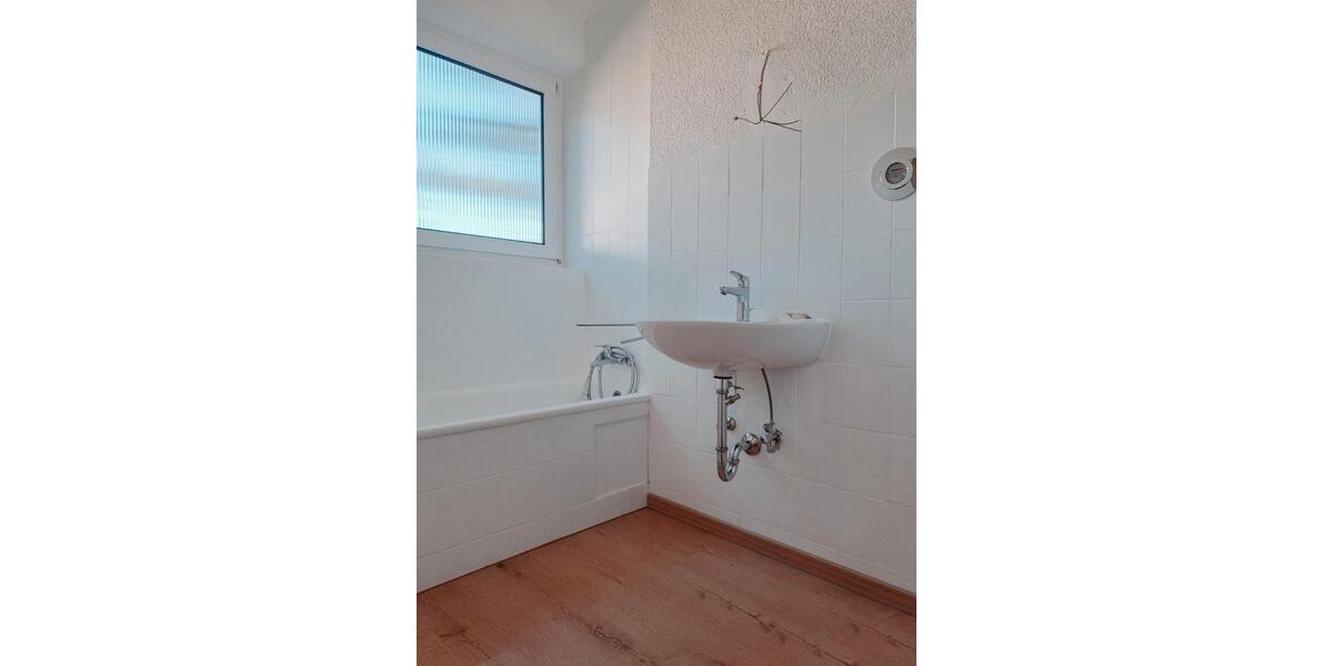 Etagenwohnung Aalen Attenhofen - 3 Zimmer, 69 m&sup2;, 175.000&euro; | Angebot:27598534