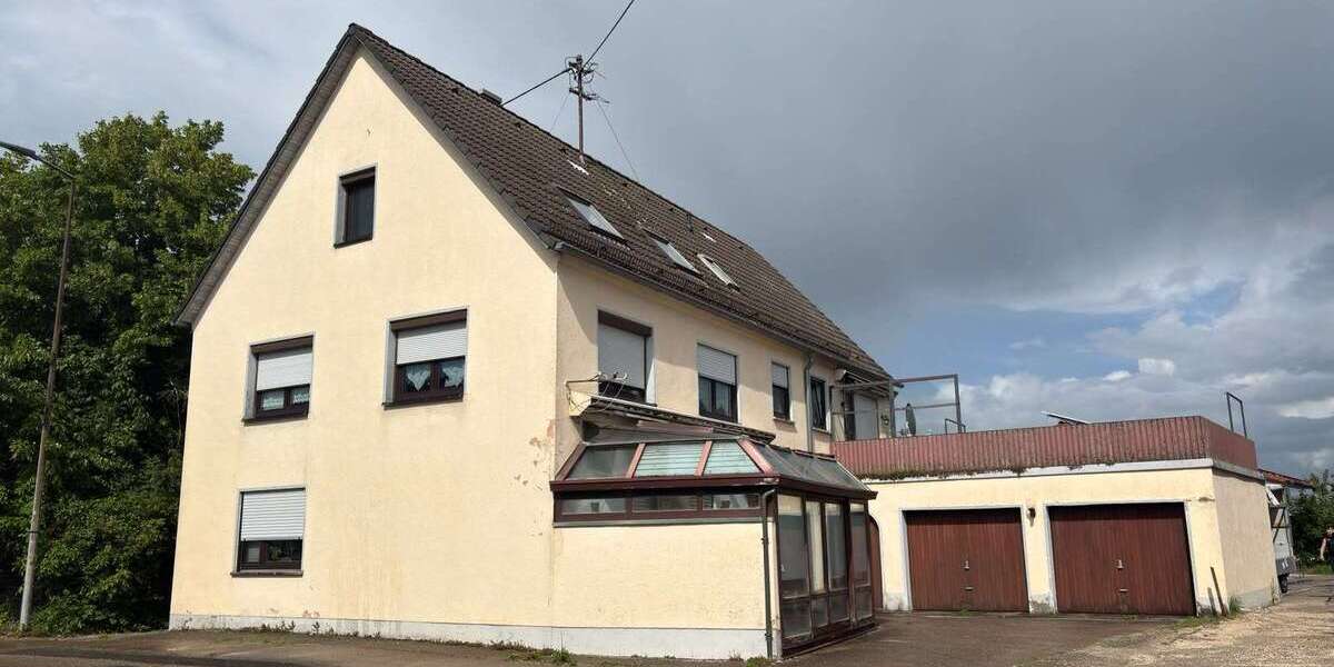 Einfamilienhaus Lauchheim - 9 Zimmer, 200 m&sup2;, 299.000&euro; | Angebot:23326789