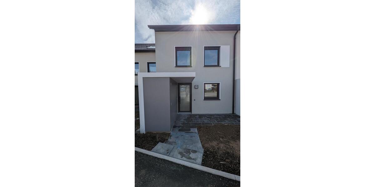 Reihenhaus Steinheim am Albuch - 4.5 Zimmer, 120 m&sup2;, 1.390&euro; | Angebot:27644034