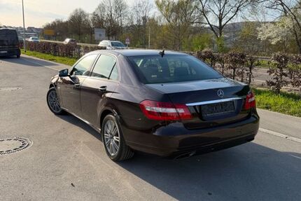 Mercedes-Benz 220 287.700 km 4.999 &euro; Giengen an der brenz 89537