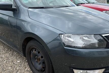 Skoda Rapid 165.000 km 6.499 &euro; Essingen 73457