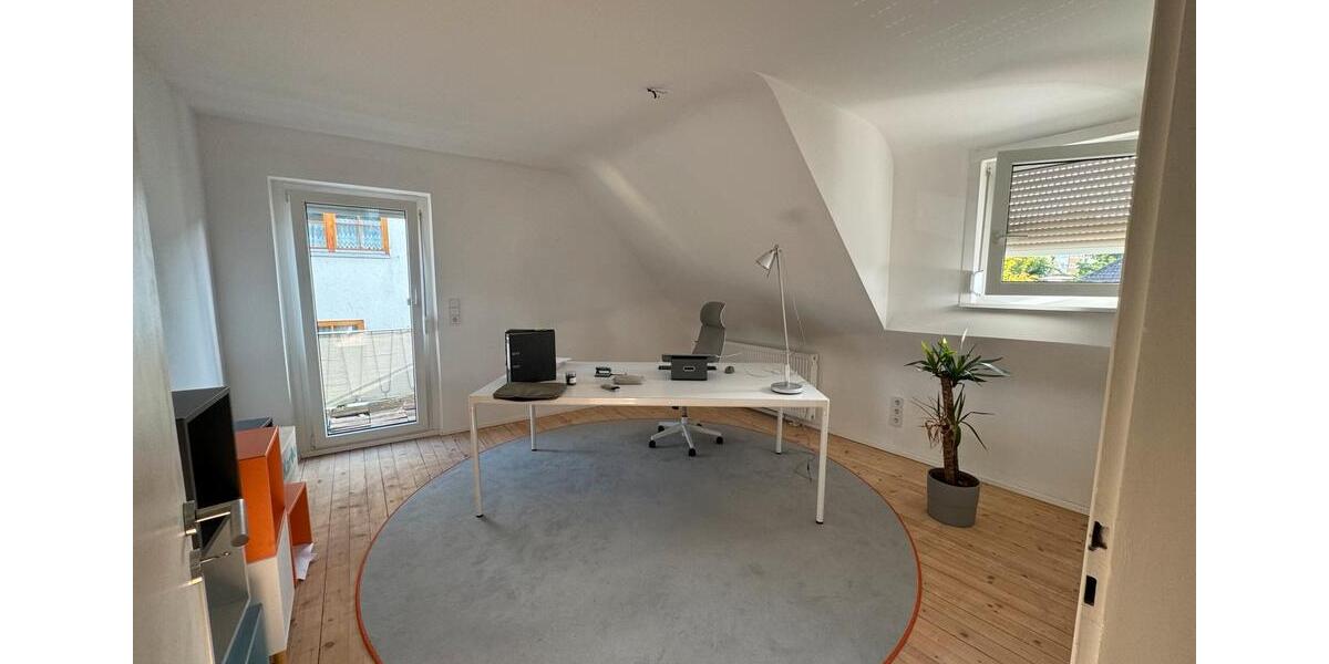 Einfamilienhaus Lauchheim - 6.5 Zimmer, 140 m&sup2;, 1.600&euro; | Angebot:27617751