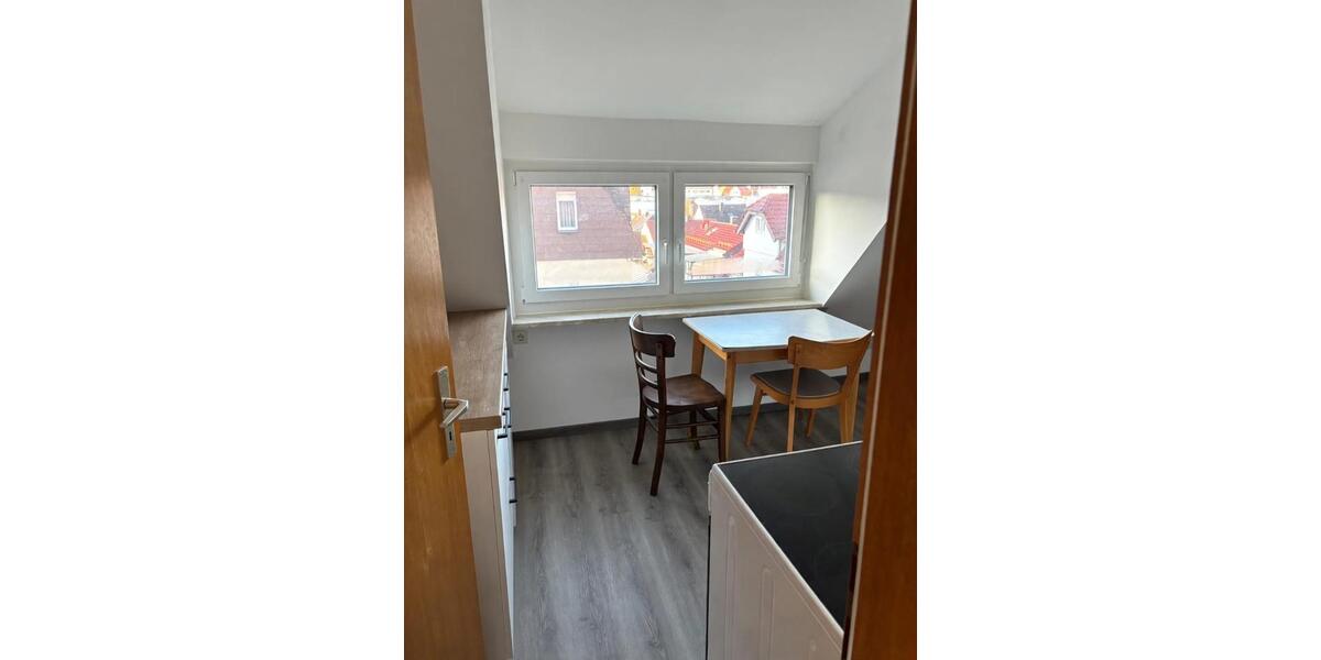 Dachgeschoßwohnung Heidenheim an der Brenz - 2 Zimmer, 48 m&sup2;, 680&euro; | Angebot:27612038