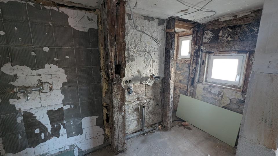 Doppelhaushälfte Lorch - 10 Zimmer, 130 m&sup2;, 179.000&euro; | Angebot:26697390