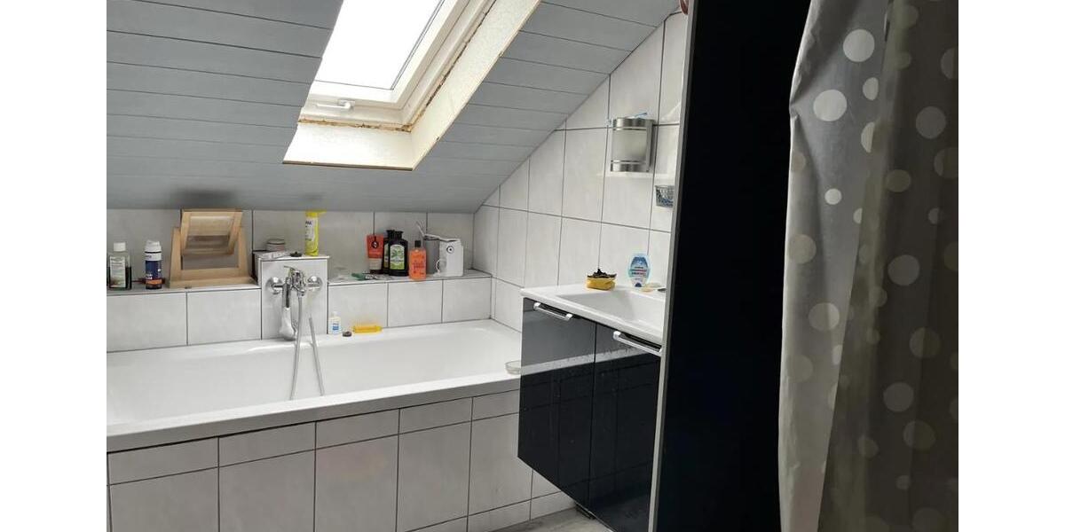 Dachgeschoßwohnung Rainau - 4 Zimmer, 85 m&sup2;, 230.000&euro; | Angebot:26084904
