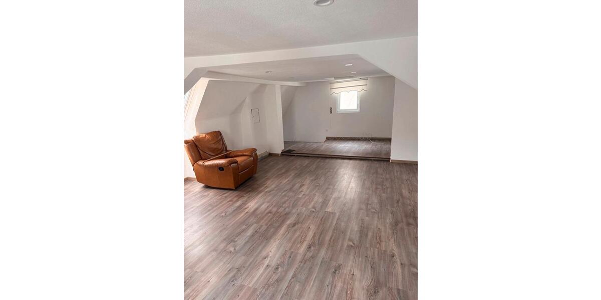 Einfamilienhaus Giengen an der Brenz - 8 Zimmer, 200 m&sup2;, 395.000&euro; | Angebot:27158341