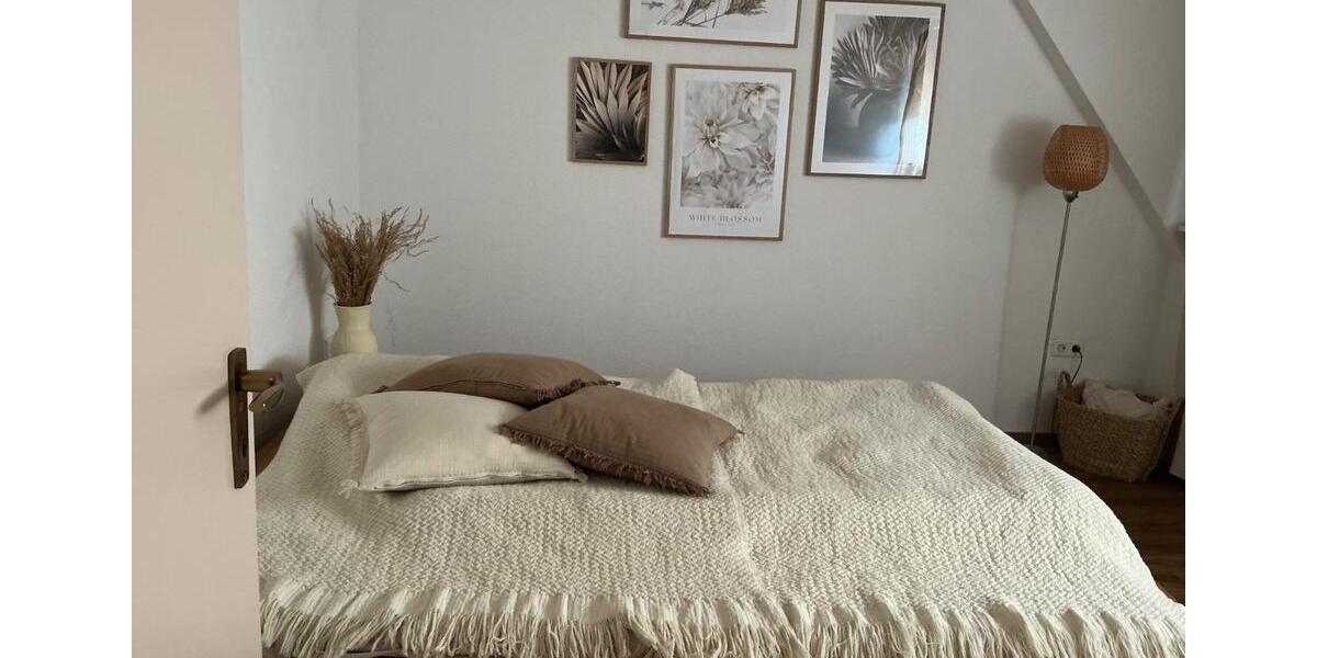 Einfamilienhaus Bühlertann - 8 Zimmer, 230 m&sup2;, 499.000&euro; | Angebot:25352389