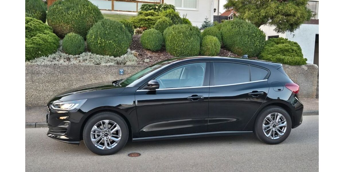 Ford Focus 38.000 km 16.500 &euro; Heidenheim 89520