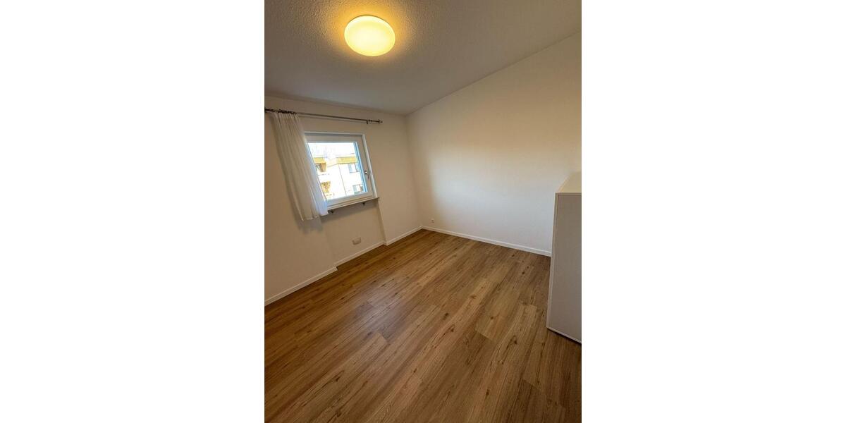 Etagenwohnung Steinheim am Albuch - 4 Zimmer, 85 m&sup2;, 900&euro; | Angebot:25844558