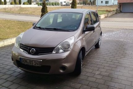 Nissan Note 204.000 km 2.100 &euro; Minderoffingen 86748