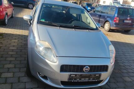 Fiat Punto 132.000 km 2.899 &euro; Schwäbisch Gmünd 73525