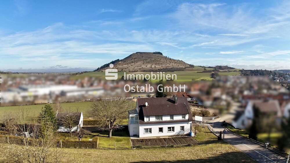 Einfamilienhaus Bopfingen - 11 Zimmer, 213 m&sup2;, 345.000&euro; | Angebot:25427644