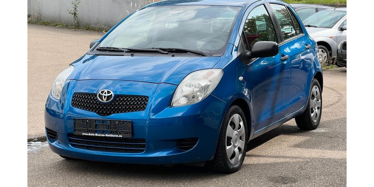 Toyota Yaris 134.000 km 2.800 &euro; Heidenheim an der Brenz 89520