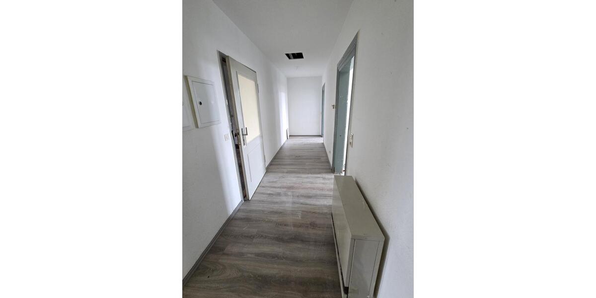 Etagenwohnung Lauchheim - 3.5 Zimmer, 100 m&sup2;, 850&euro; | Angebot:25589031