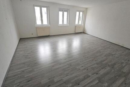 Wohnung Schwäbisch Gmünd - 3 Zimmer, 105 m&sup2;, 1.240&euro; | Angebot:25983396