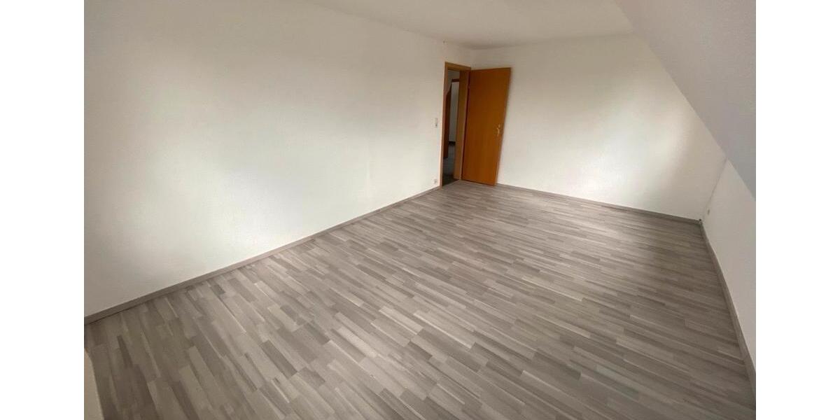 Etagenwohnung Aalen Attenhofen - 3 Zimmer, 71 m&sup2;, 650&euro; | Angebot:27580457
