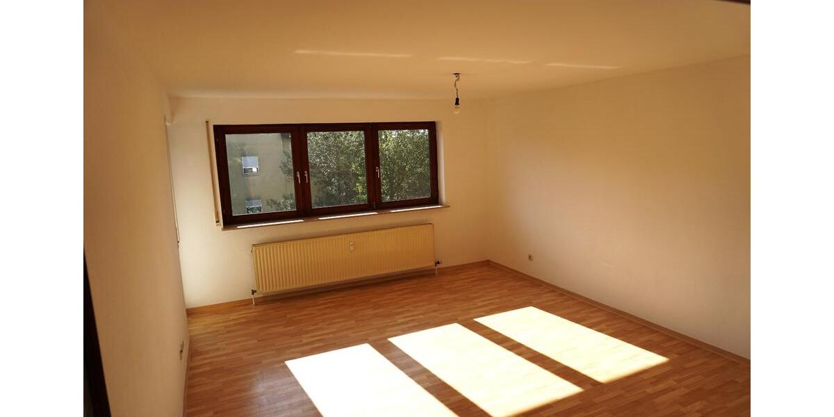 Etagenwohnung Heidenheim an der Brenz - 3 Zimmer, 80 m&sup2;, 850&euro; | Angebot:24847894