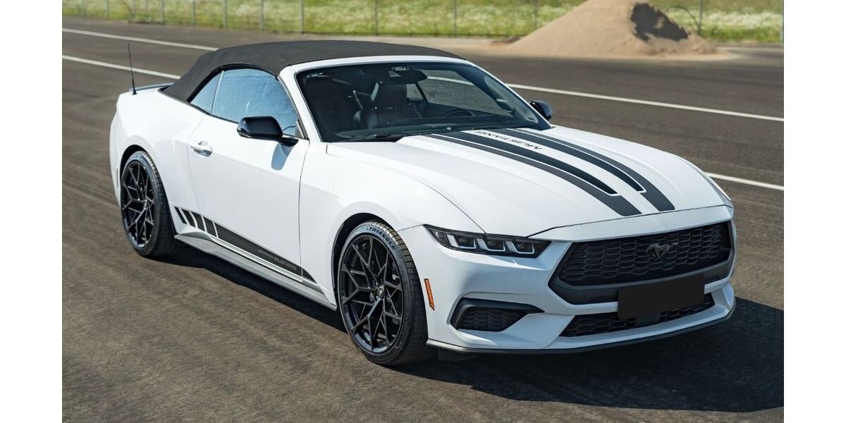 Ford Mustang 29.000 km 42.900 &euro; Iggingen 73574