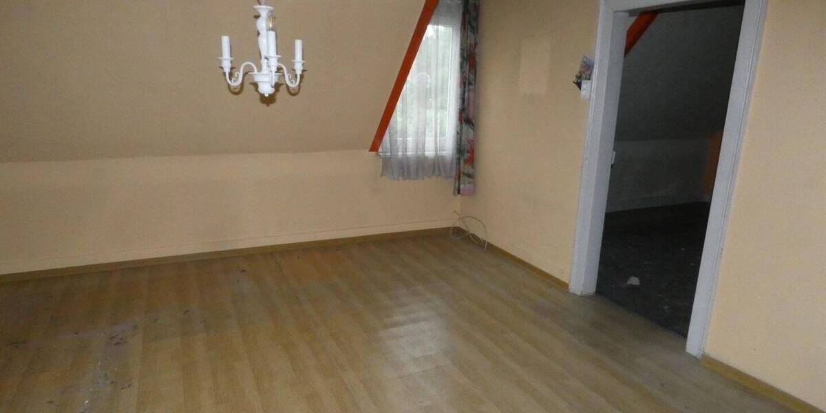 Einfamilienhaus Königsbronn - 6 Zimmer, 94 m&sup2;, 239.000&euro; | Angebot:25675727