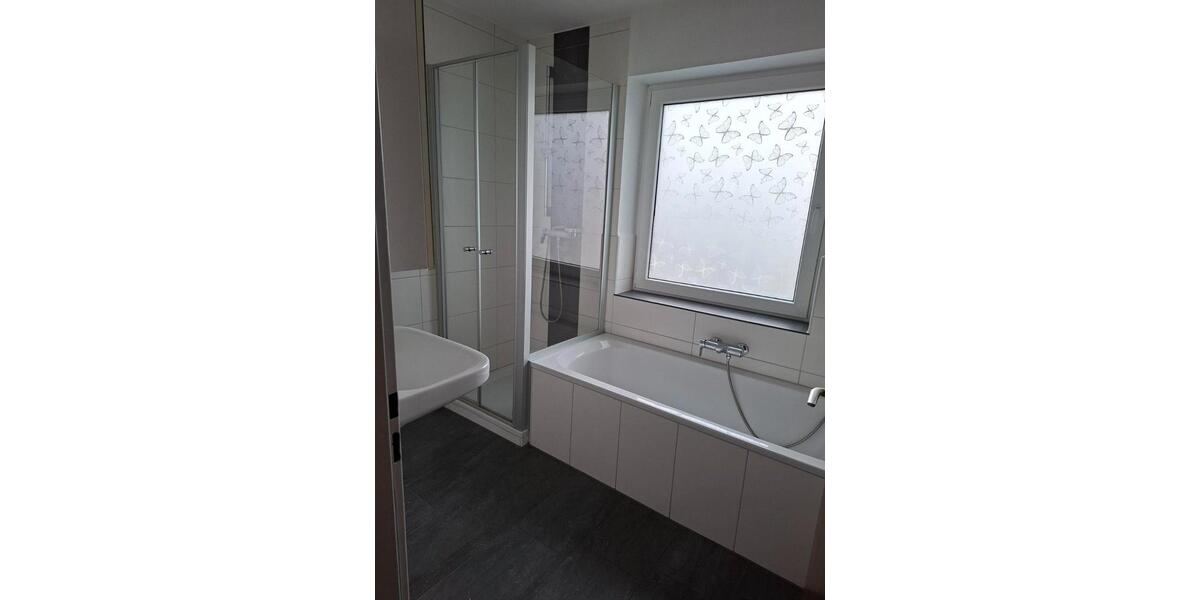 Erdgeschoßwohnung Bopfingen - 4 Zimmer, 93 m&sup2;, 200.000&euro; | Angebot:26023263