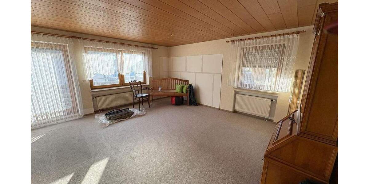 Mehrfamilienhaus, Wohnhaus Oberkochen - 6 Zimmer, 140 m&sup2;, 395.000&euro; | Angebot:25746500