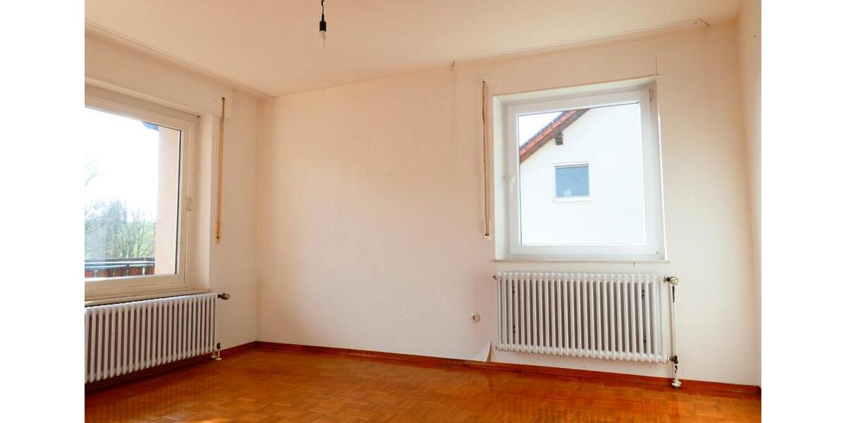 Einfamilienhaus Aalen Dewangen - 9 Zimmer, 184 m&sup2;, 350.000&euro; | Angebot:26931695