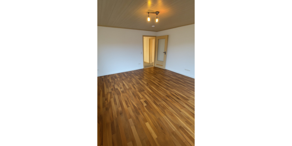 Etagenwohnung Gaildorf - 3 Zimmer, 76 m&sup2;, 198.000&euro; | Angebot:23692484